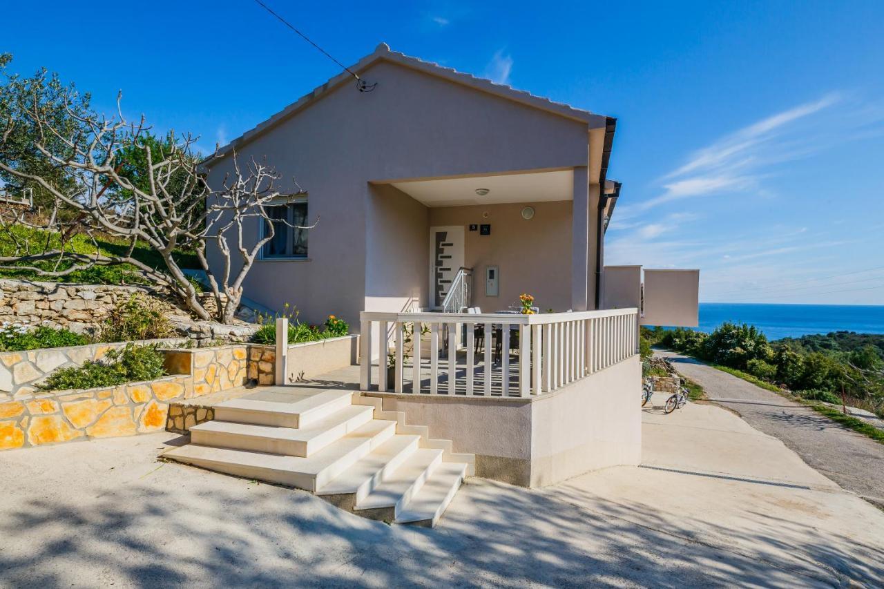 Villa Luana Vis Eksteriør billede