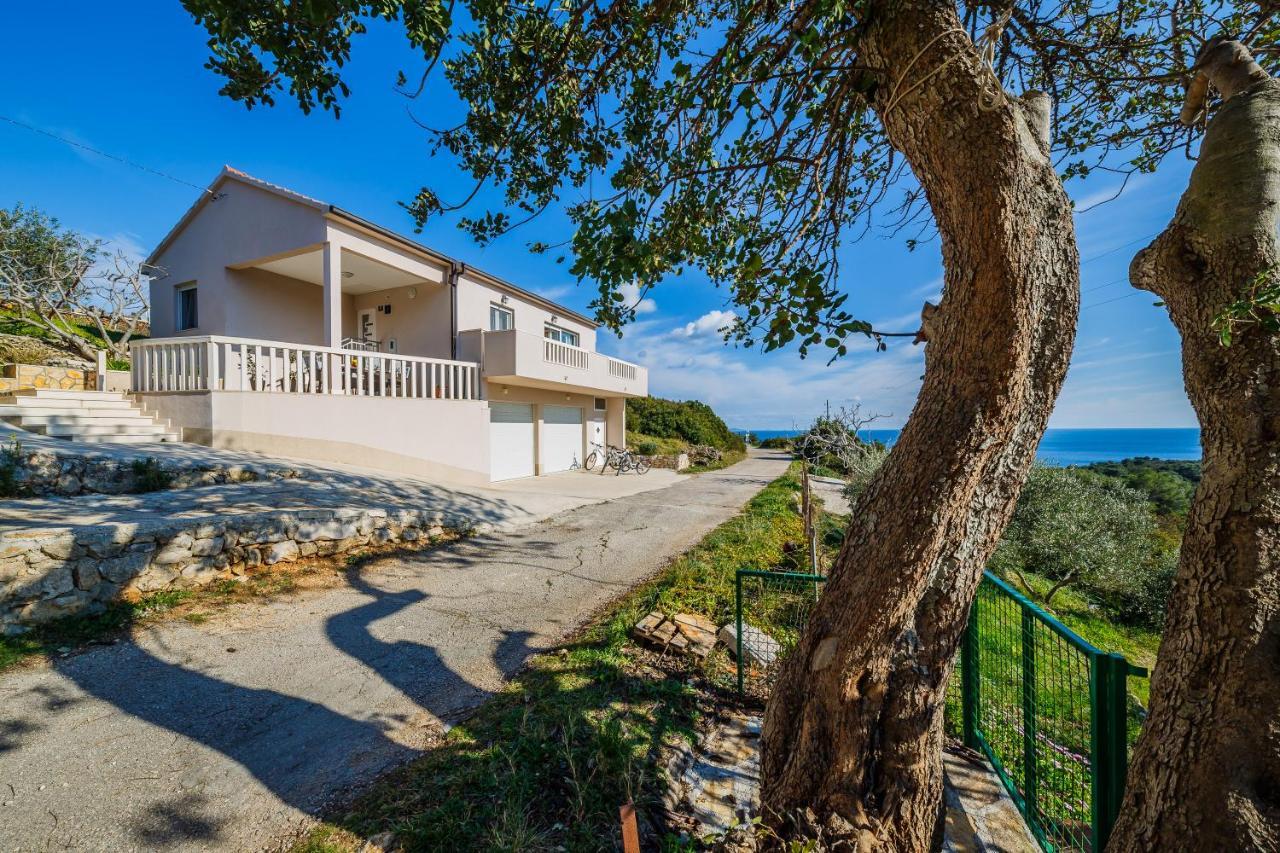 Villa Luana Vis Eksteriør billede