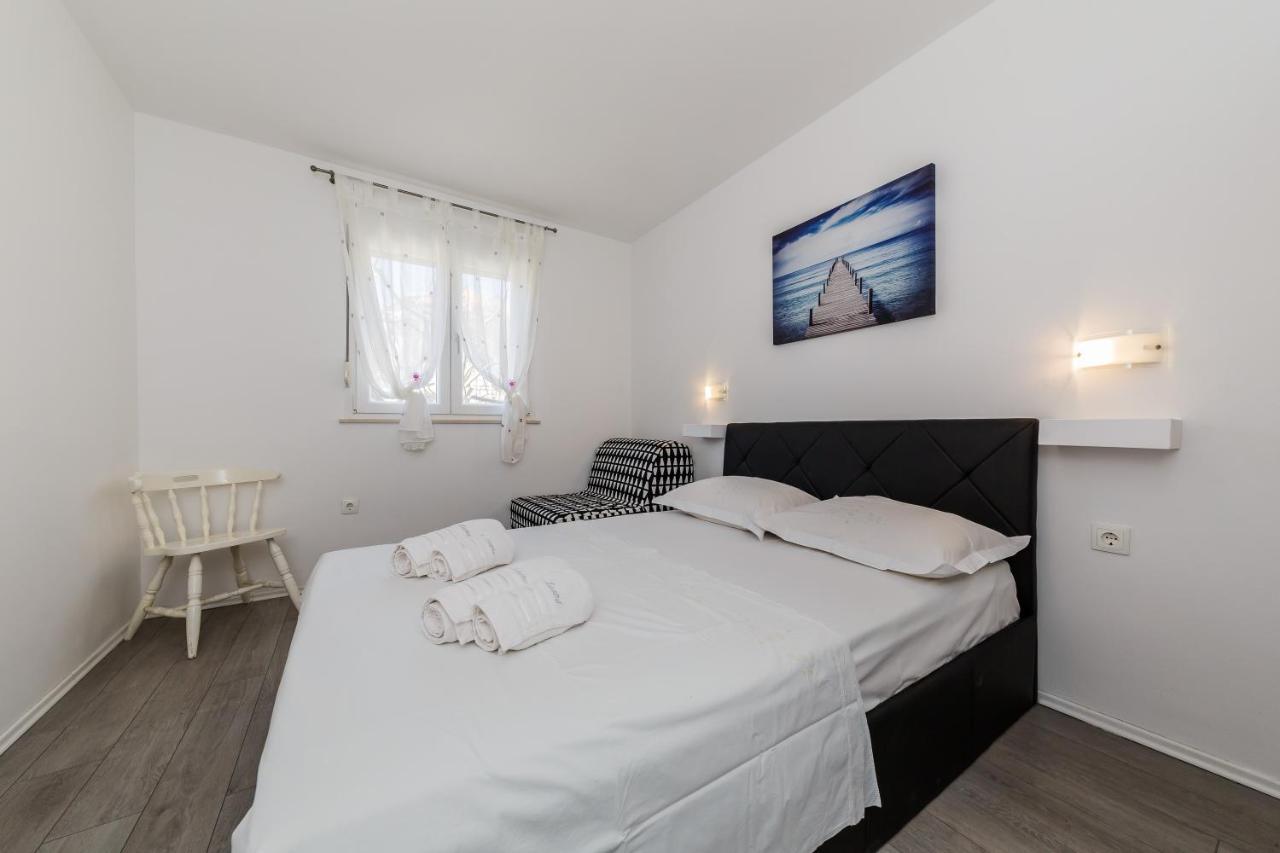 Villa Luana Vis Eksteriør billede